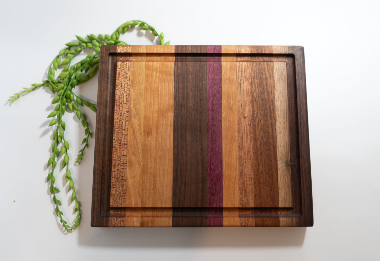 Wooden Cutting Board - Random pattern Purple #3